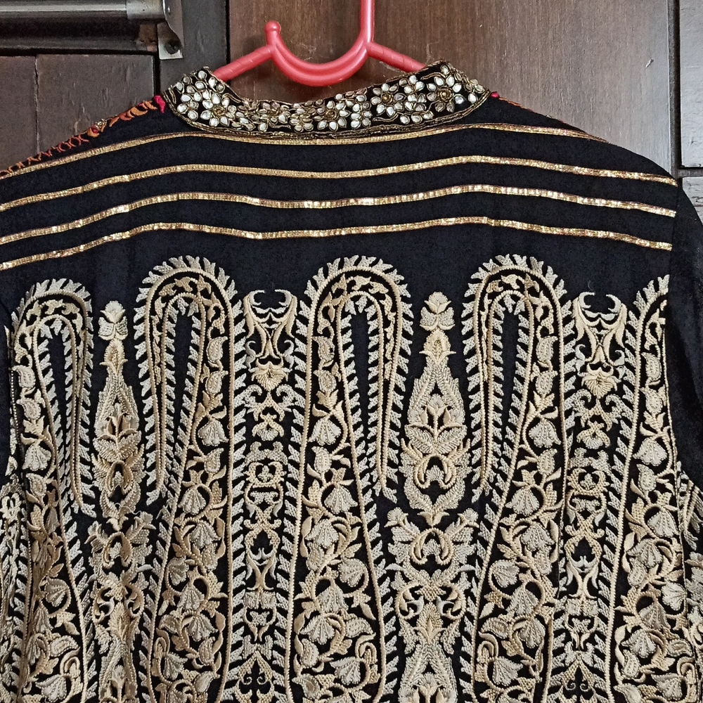 Red n black Suit with Bottom n Dupatta - Picture 7 of 13